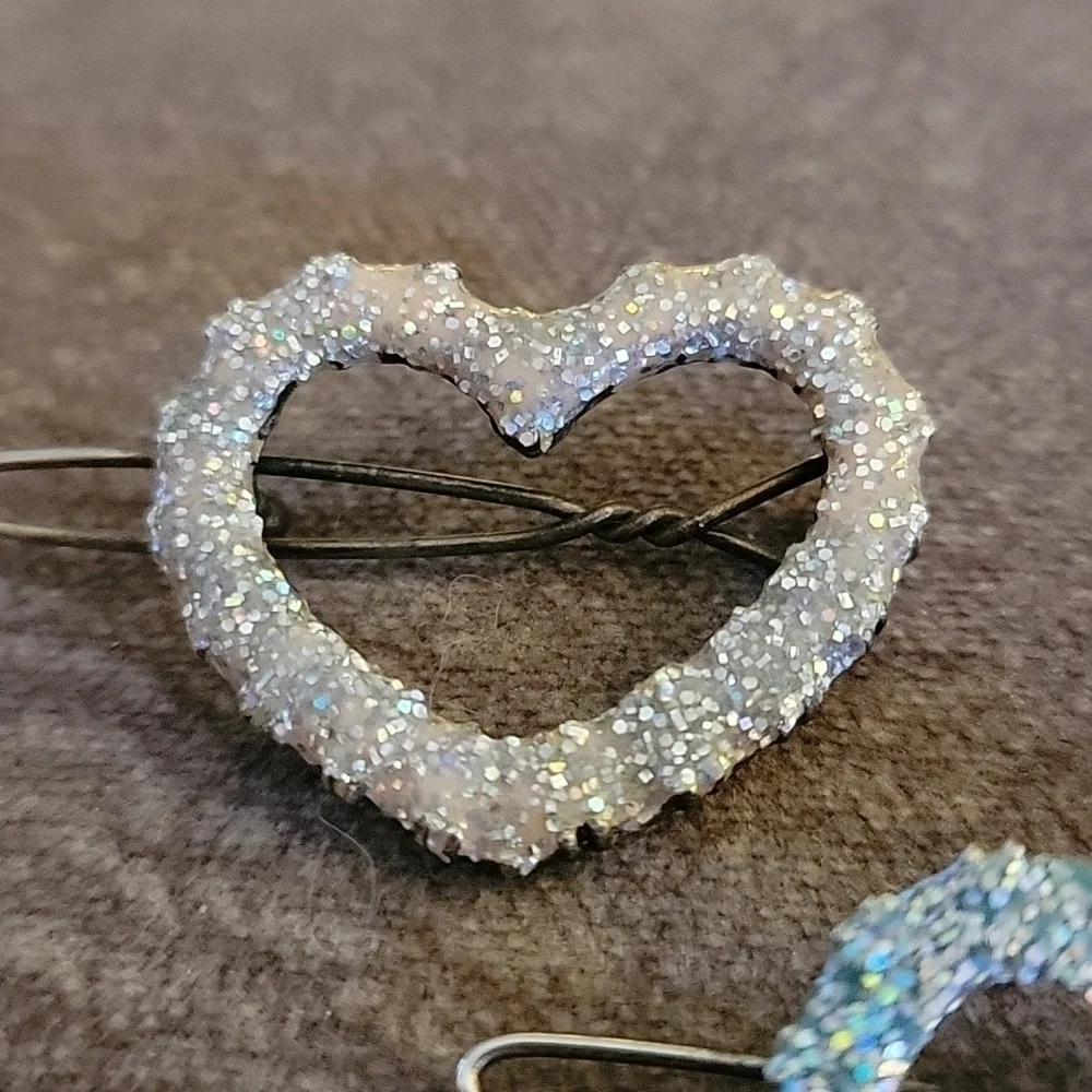 3/$30 Vtg Set of Two Metal Glitter Enamel Heart Coquette Barrettes